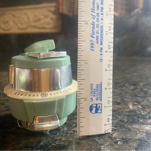 Rare Vintage 1960 General Electric Mini Cord Reel Cleaner w/tape measure/sew kit